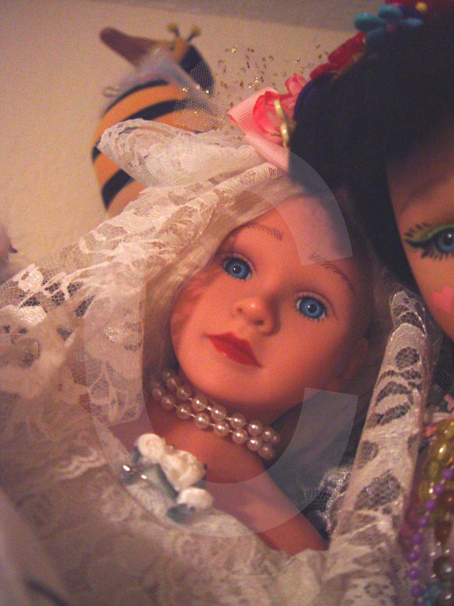 art, horror art,toys haunted,possessed objects,dolls,barbies,clowns,cats,paranormal art,paintings,psychic documentary